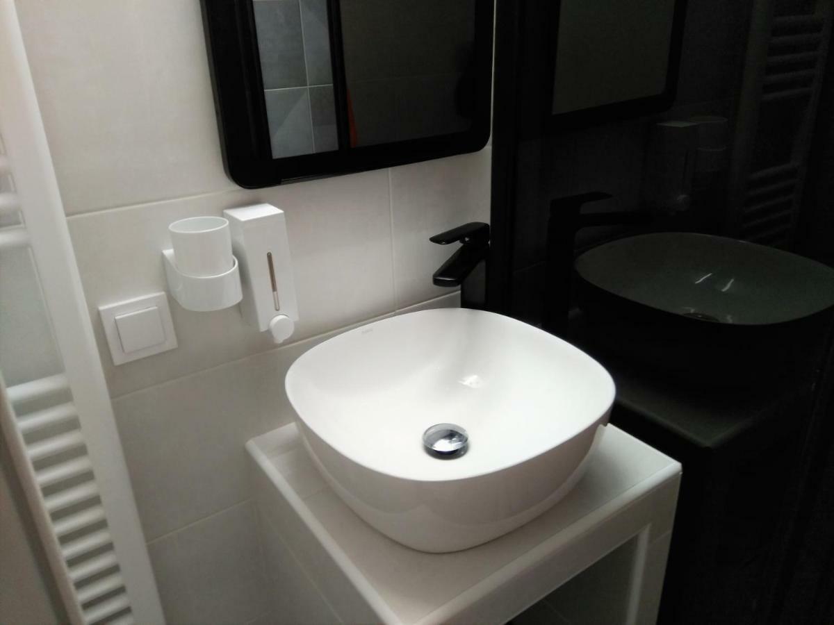 Athens Pangrati Modern Apt 10Min To Metro Bagian luar foto